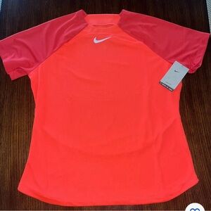 New Women’s Nike Soccer Dri-FIT top size large